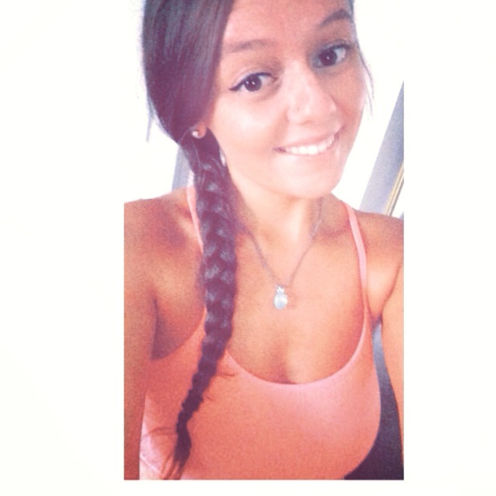 Meet your Posher, Ashley